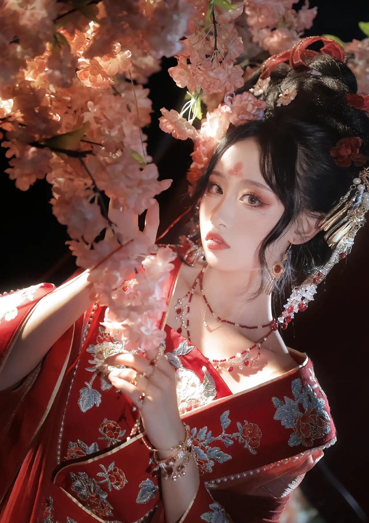 Elegant Summer Dress:The Allure of Womens Qipao-Style Dress Elegant Summer Dress:The Allure of Womens Qipao-Style Dress