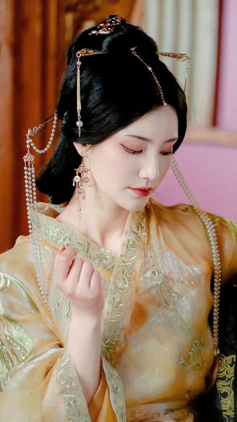 The Splendor of Traditional Chinese Wedding:The Magnificent Ceremony of the Hanfu Marriage