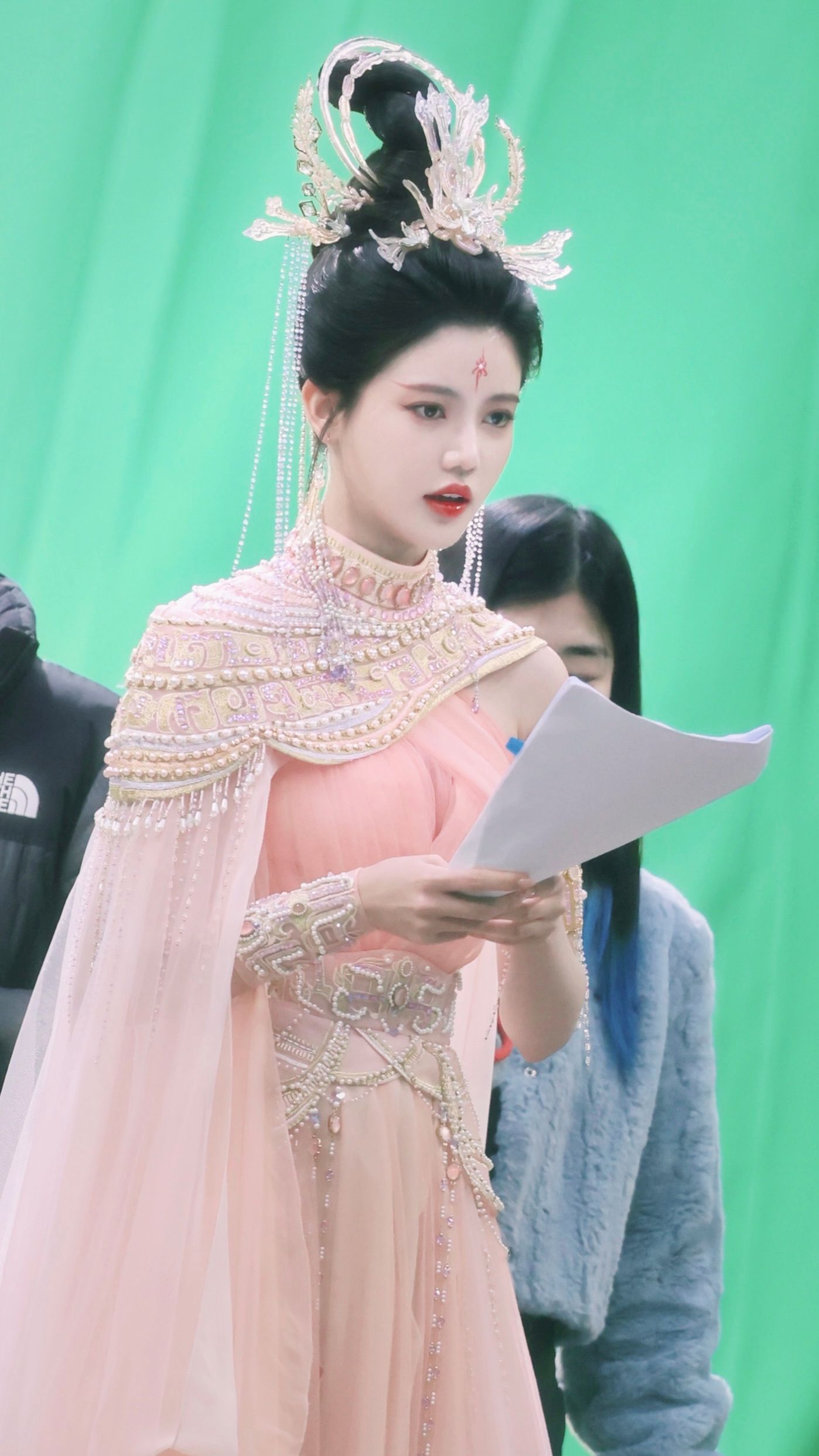 Enhancing Traditional Charm with Modern Hair Accessories for Hanfu Fashion Enhancing Traditional Charm with Modern Hair Accessories for Hanfu Fashion