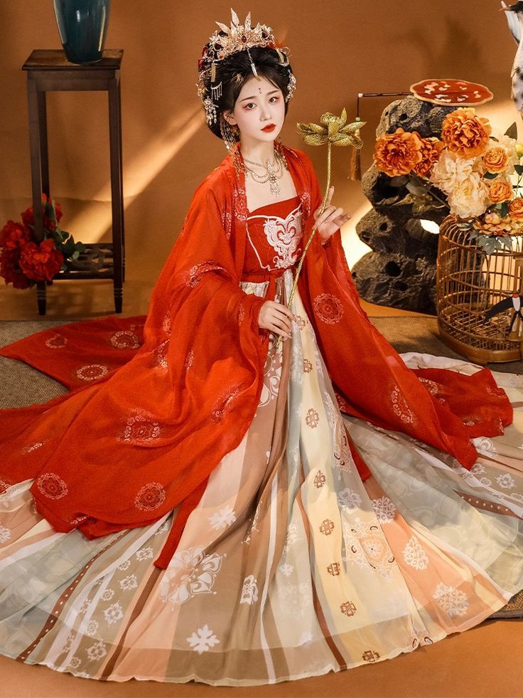White Elegance:Exploring the Ancient Beauty of the Bai Qian Cosplay Costume