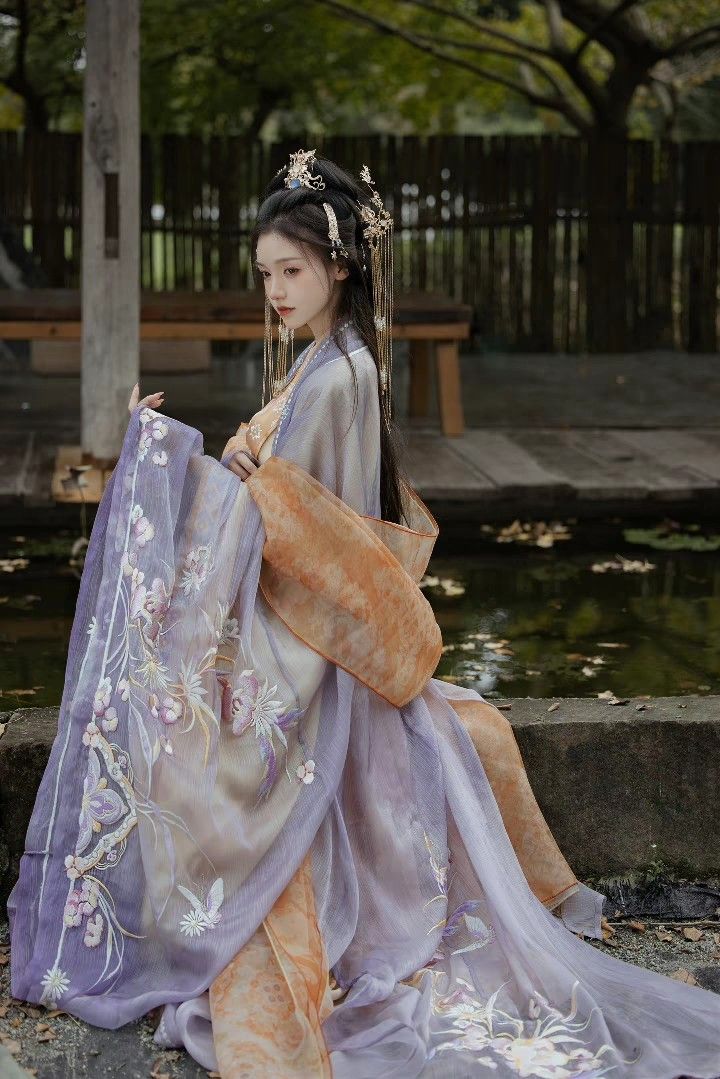 Traditional Chinese Style Ma-Mian Skirt Ensemble