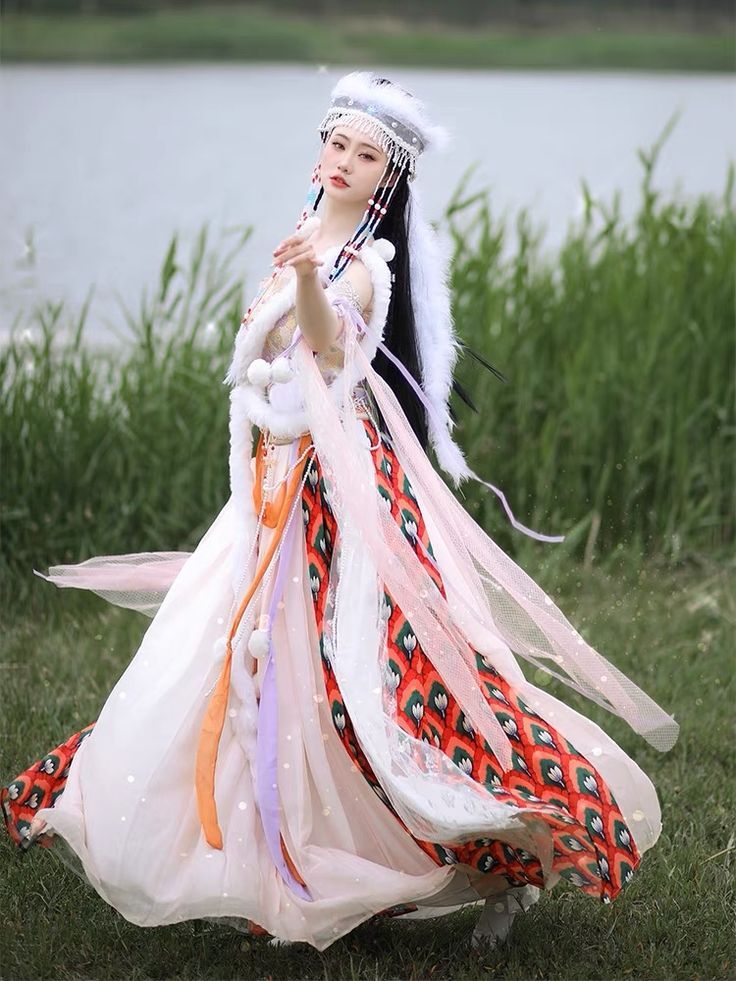 Ethereal Elegance of Hanfu Umbrellas:A Journey into Ancient Chinese Beauty Ethereal Elegance of Hanfu Umbrellas:A Journey into Ancient Chinese Beauty