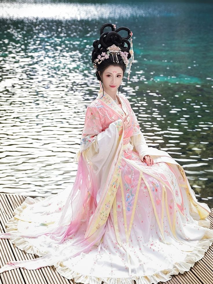 The Art of Styling a Horseface Skirt with a Topper:Fashionable Combinations The Art of Styling a Horseface Skirt with a Topper:Fashionable Combinations