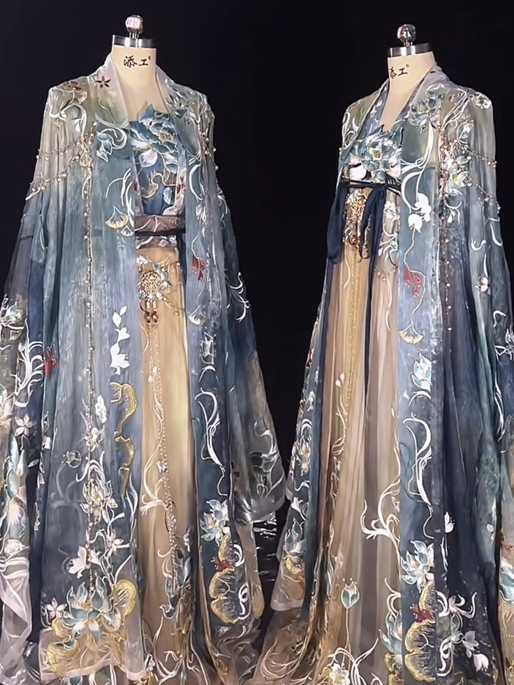 Baby Hanfu Winter-Autumn Collection:The Embracing Warmth of the Hooded斗篷 Baby Hanfu Winter-Autumn Collection:The Embracing Warmth of the Hooded斗篷