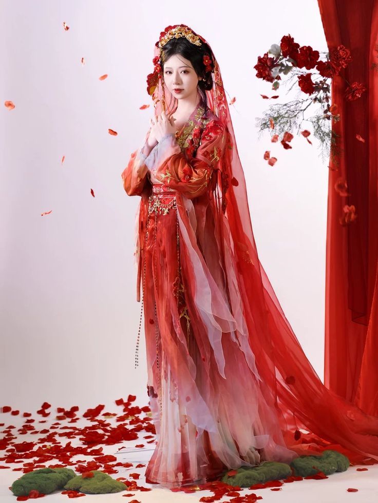 A Winter Hanfu Fashion:Exploring a Complete Set of Traditional Chinese Attire A Winter Hanfu Fashion:Exploring a Complete Set of Traditional Chinese Attire