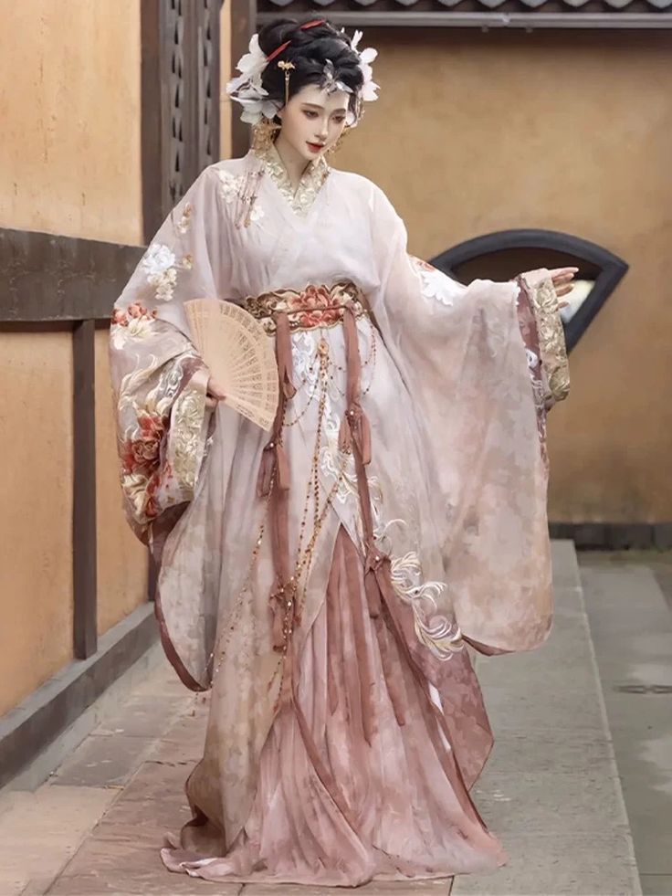 The Rising Popularity of Red Hanfu among Female Students:A Cultural and Fashionable Blend The Rising Popularity of Red Hanfu among Female Students:A Cultural and Fashionable Blend
