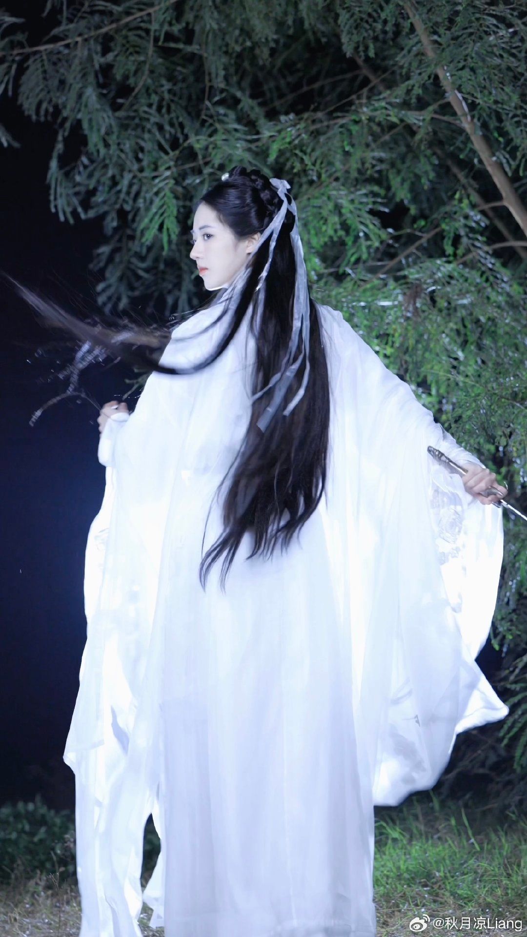 Photographic Props for Hanfu Ancient Style:A Guide to Essential Accessories Photographic Props for Hanfu Ancient Style:A Guide to Essential Accessories
