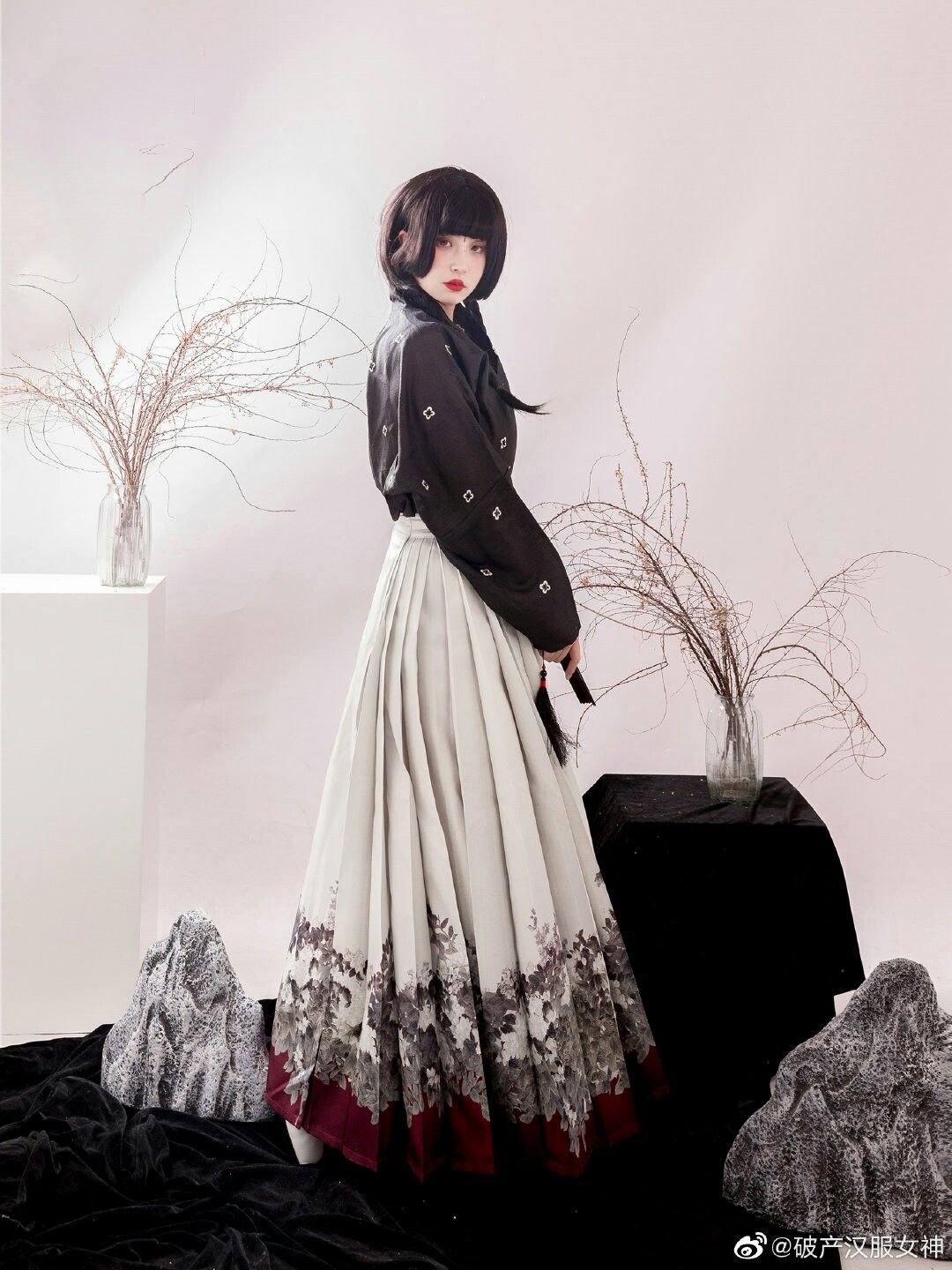 The Revival of Hanfu Hairpins for Children:Embracing Traditional Culture in Modern Times