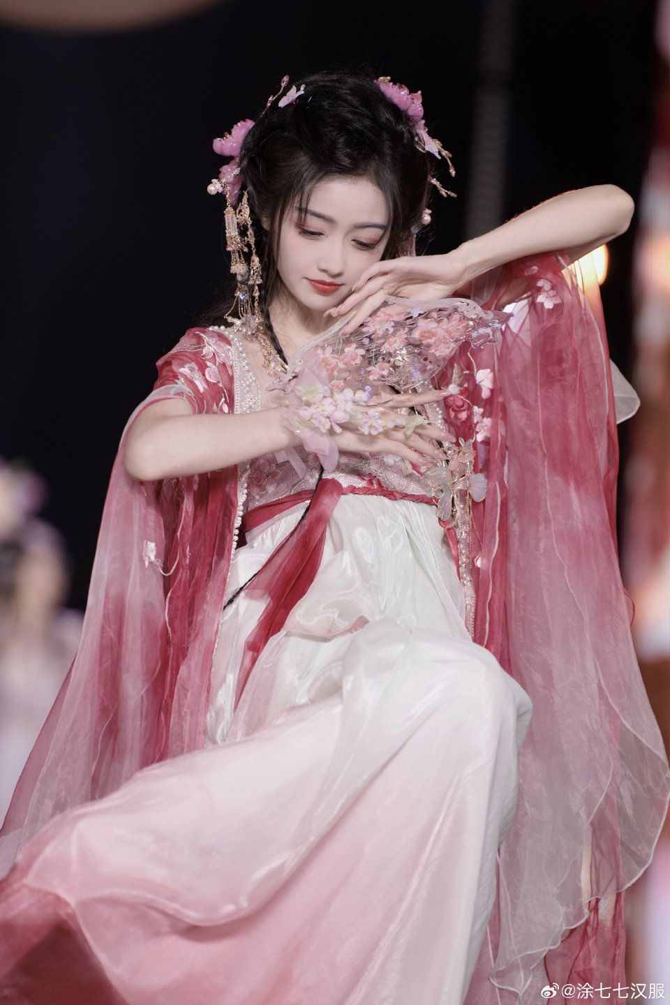 Summer Womens Print Qipao-Style Dress:The Blend of Tradition and Fashion