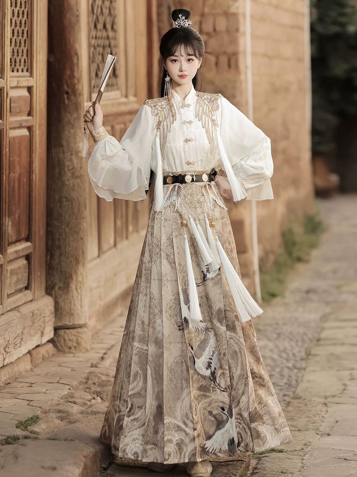 Winter Fashion for Little Girls:Embroidered Hanfu Shoes and the Joy of Traditional Chinese Dress Winter Fashion for Little Girls:Embroidered Hanfu Shoes and the Joy of Traditional Chinese Dress