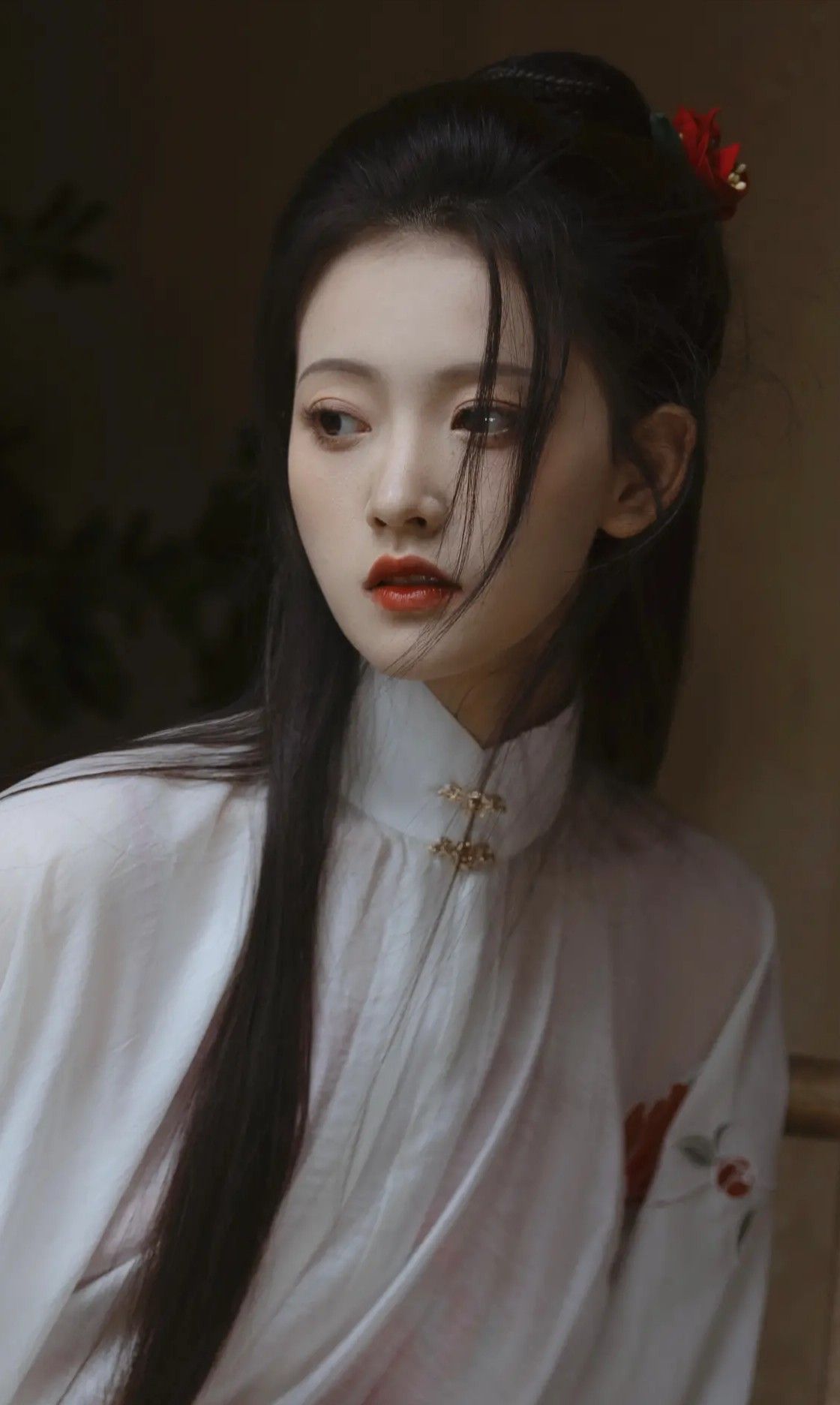 Traditional Chinese-Style毛衣and 马面裙:A Blend of Elegance and Heritage Traditional Chinese-Style毛衣and 马面裙:A Blend of Elegance and Heritage