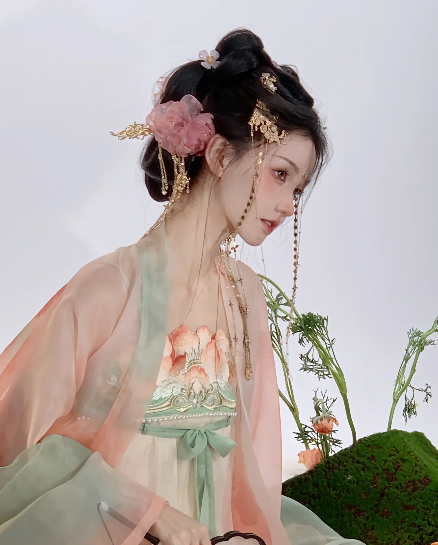 Xiqijingming Original Hanfu Clothing Store:Preserving the Essence of Traditional Chinese Fashion Xiqijingming Original Hanfu Clothing Store:Preserving the Essence of Traditional Chinese Fashion