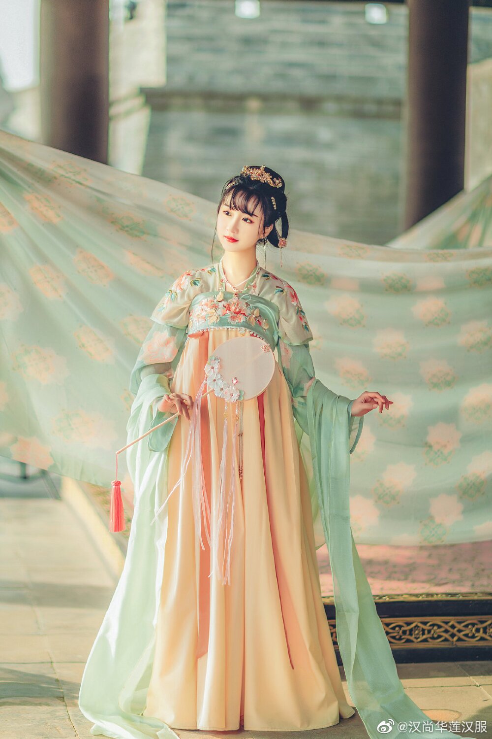 Embracing Summer Elegance:The Allure of Womens Cheongsam Skirts Embracing Summer Elegance:The Allure of Womens Cheongsam Skirts
