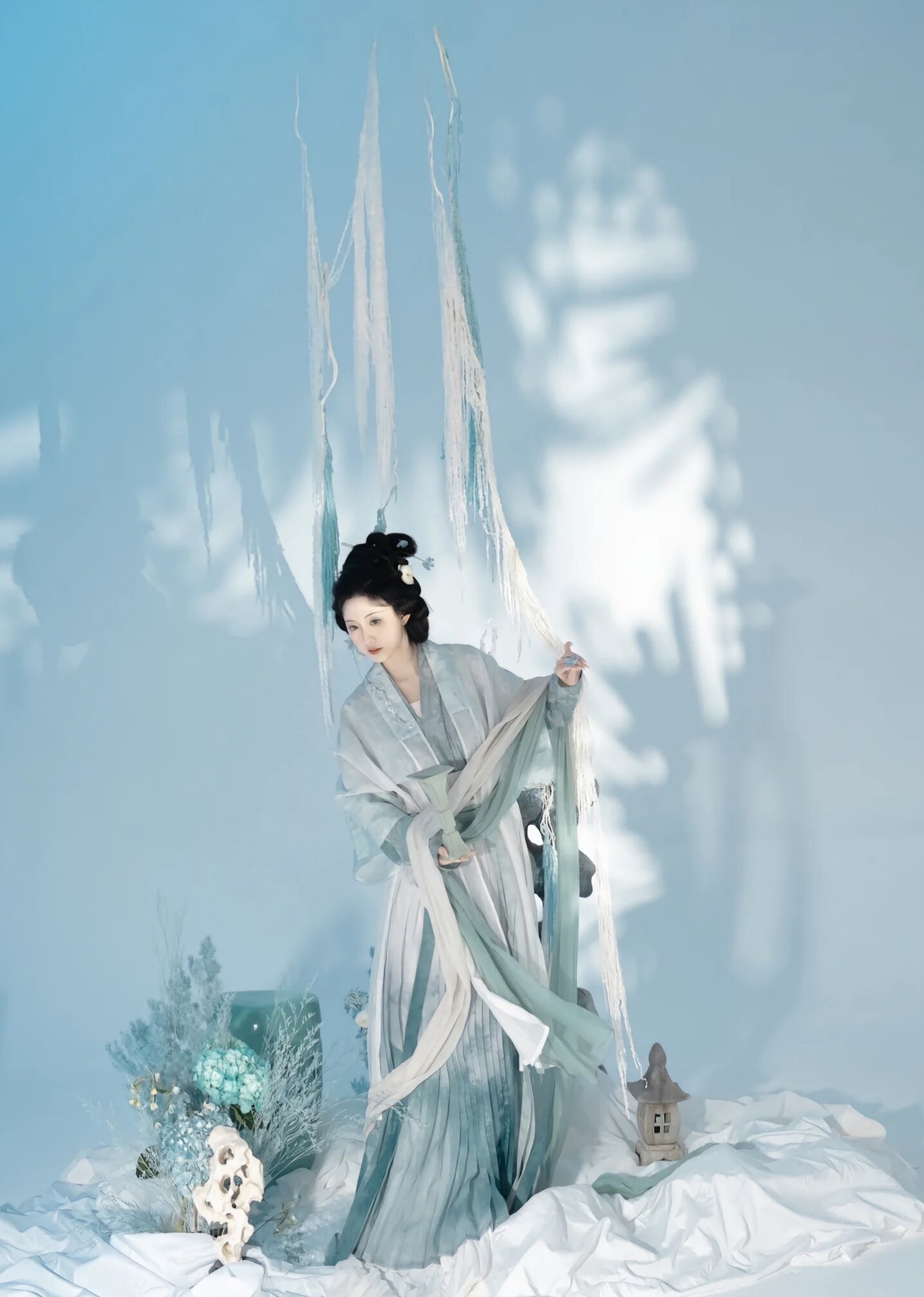 The Splendor of Song Dynasty Hanfu:The Radiant Robe of Xiapai The Splendor of Song Dynasty Hanfu:The Radiant Robe of Xiapai