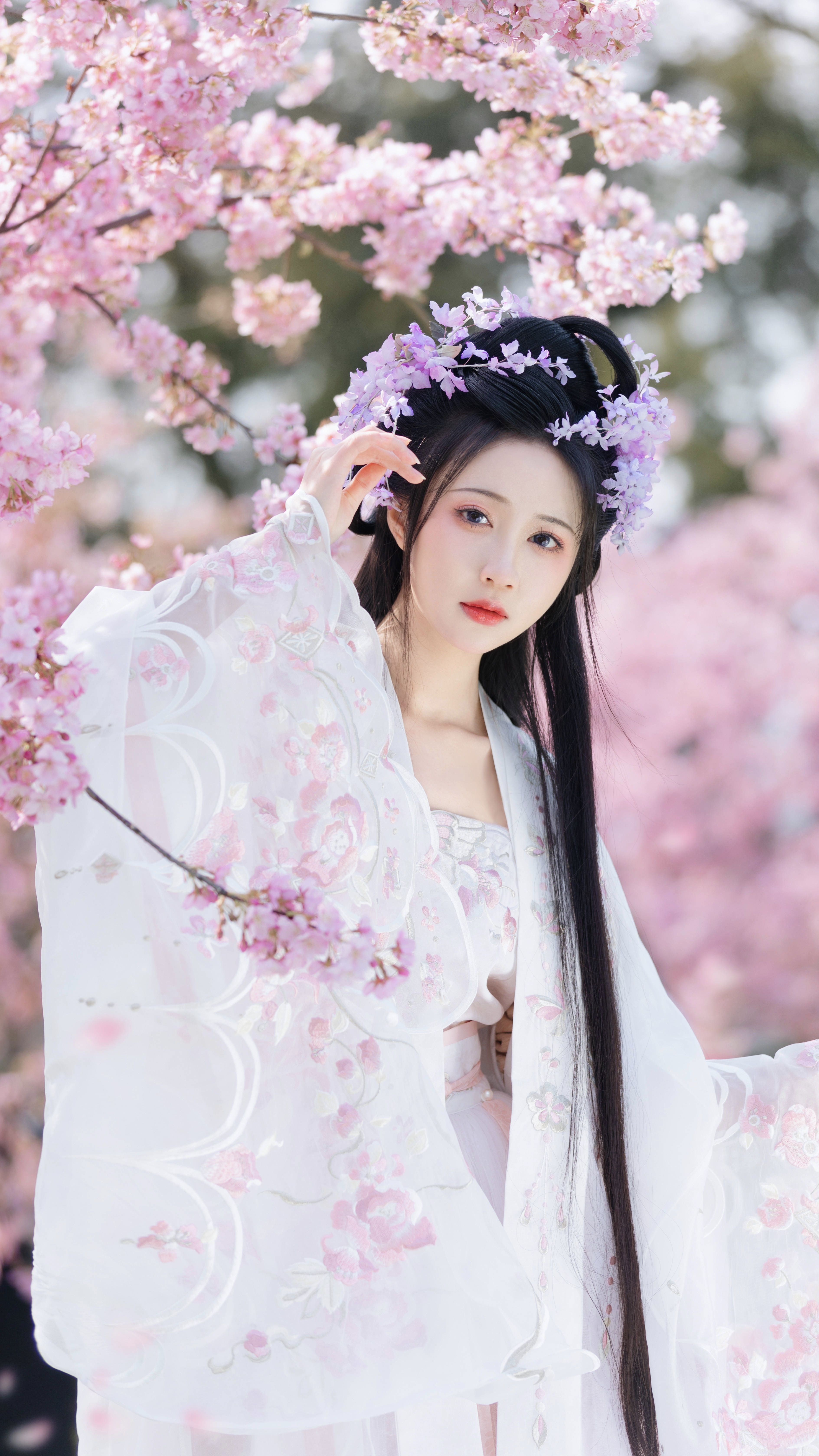 Winter Hanfu Childrens斗篷 for Girls:A Blend of Tradition and Fashion Winter Hanfu Childrens斗篷 for Girls:A Blend of Tradition and Fashion