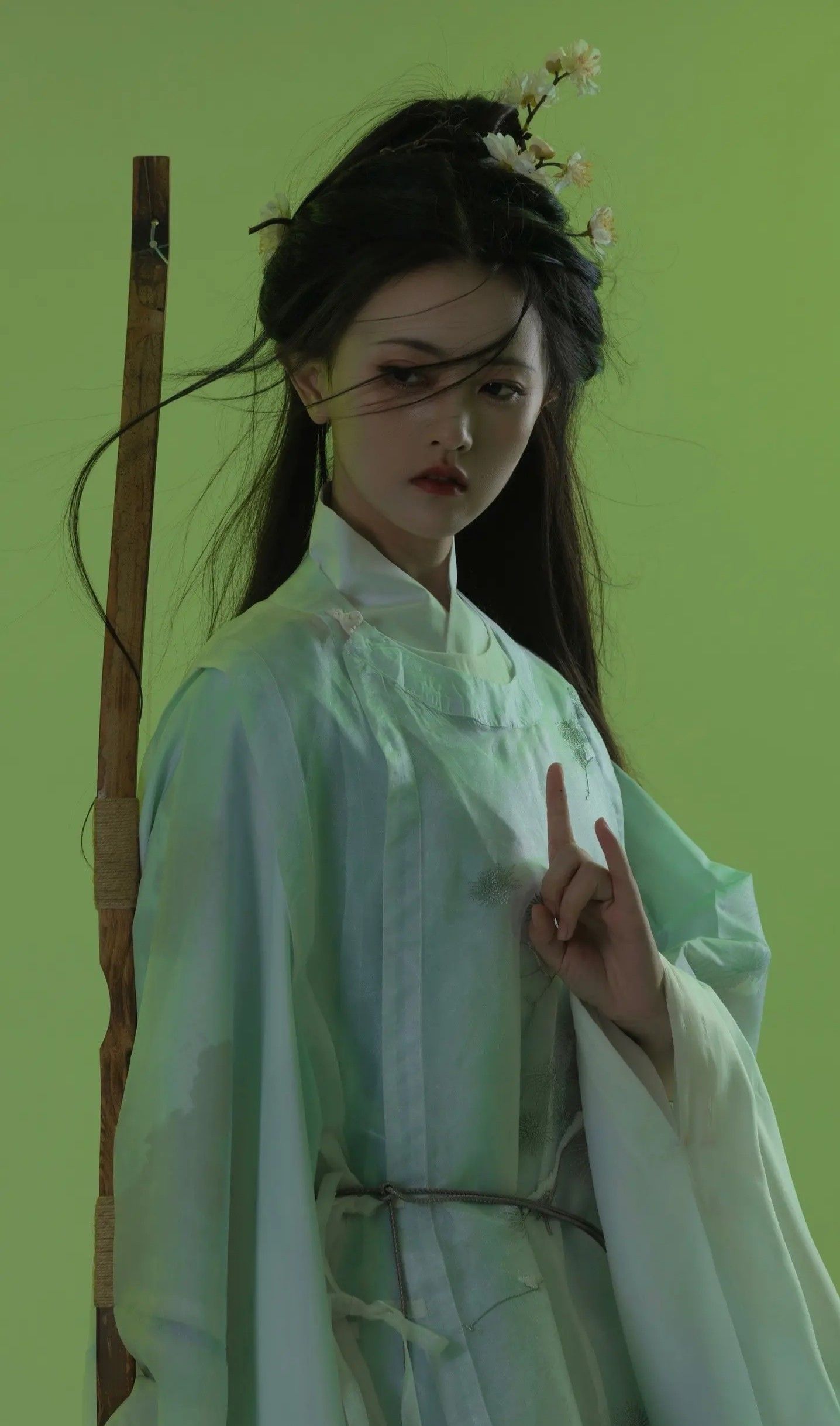 Splendid Beauty of the Summer:The Enchanting Tale of貂婵 in Hanfu Attire Splendid Beauty of the Summer:The Enchanting Tale of貂婵 in Hanfu Attire