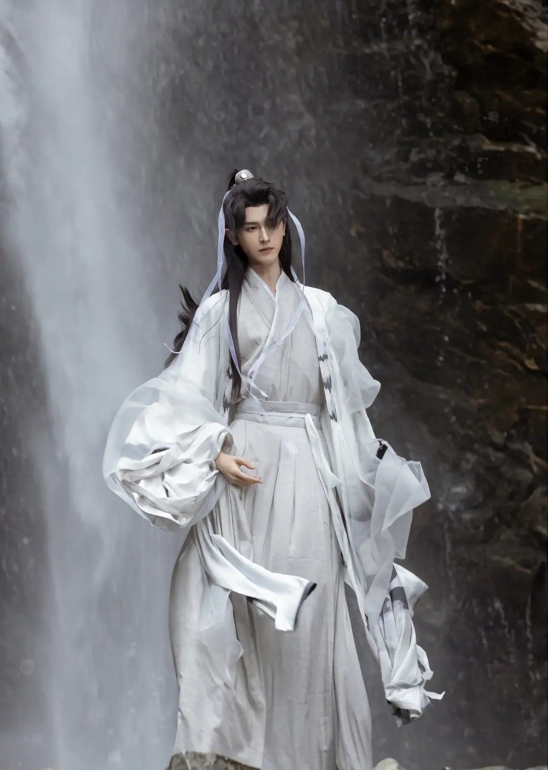 Embracing the New Sino-Style:Bamboo Hair Pins,Cheongsam-Inspired Hair Combs and More Embracing the New Sino-Style:Bamboo Hair Pins,Cheongsam-Inspired Hair Combs and More