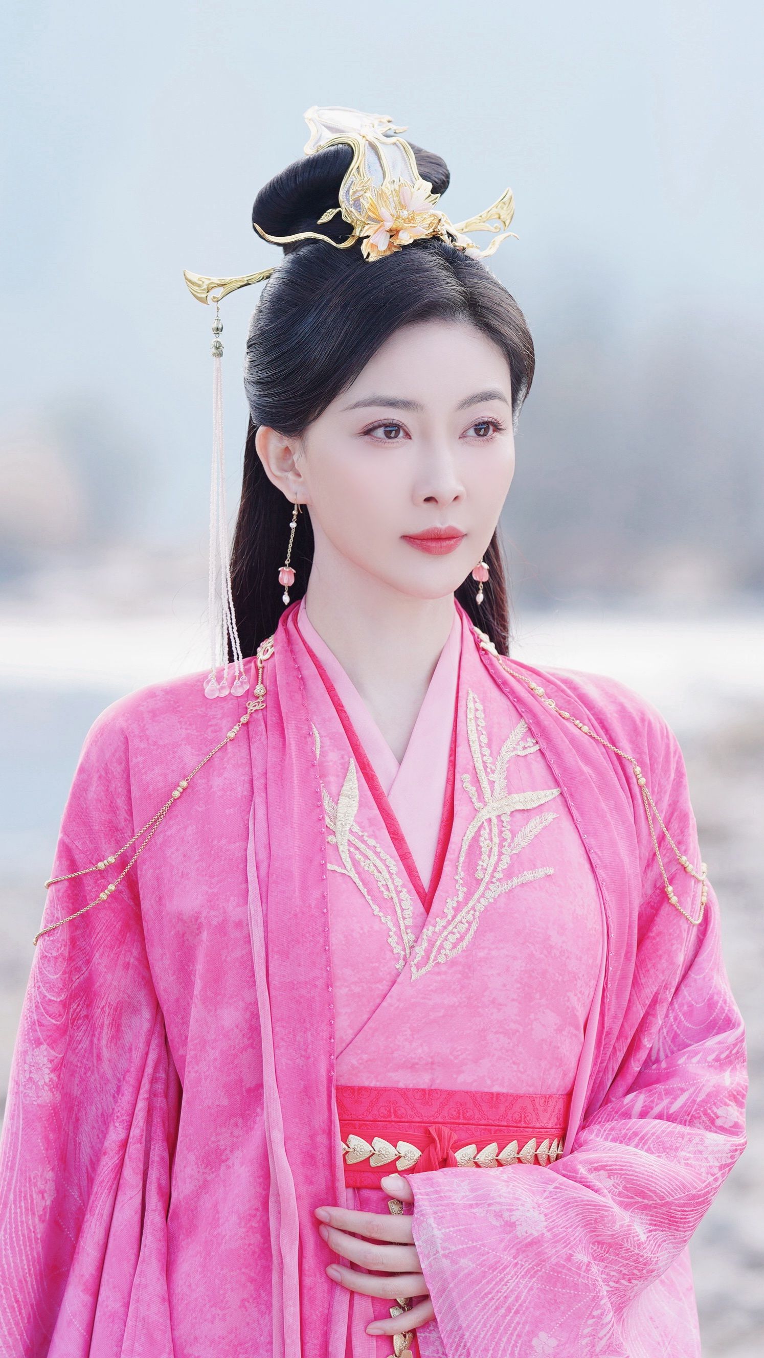The Cultural Splendor of Cheongsam Necklaces in the Republic of China Era The Cultural Splendor of Cheongsam Necklaces in the Republic of China Era