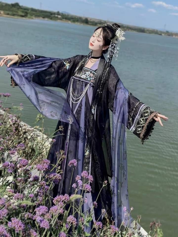 Summer Hanfu Student Outfit for Women:A Complete Guide to Traditional Chinese Fashion Summer Hanfu Student Outfit for Women:A Complete Guide to Traditional Chinese Fashion