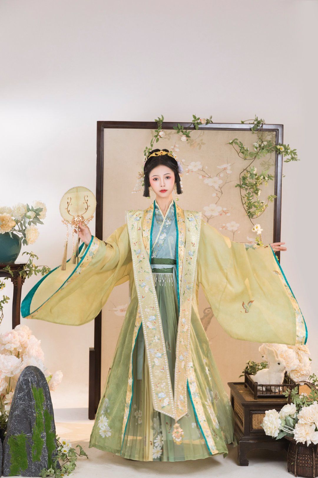 Qiu Jingyis Style of Traditional Chinese Hanfu Clothing:Unveiling the Charm of Qianxiangyin Qiu Jingyis Style of Traditional Chinese Hanfu Clothing:Unveiling the Charm of Qianxiangyin