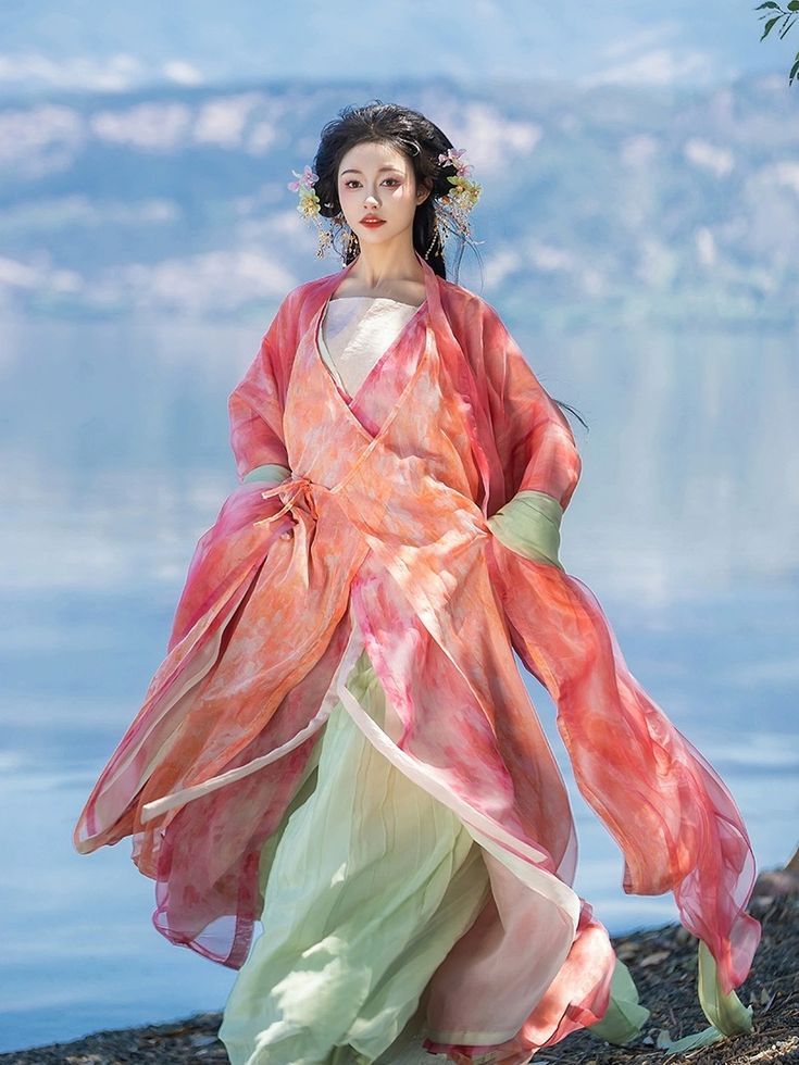 The Splendor of Hanfu:The Journey of Xuan Yuan Sword and the Elegance of Han Dynasty Fashion The Splendor of Hanfu:The Journey of Xuan Yuan Sword and the Elegance of Han Dynasty Fashion