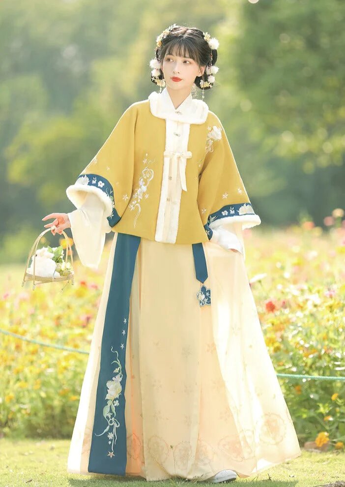 Embracing the Erotic Charm of Qipao-Style Intimate Wear Embracing the Erotic Charm of Qipao-Style Intimate Wear