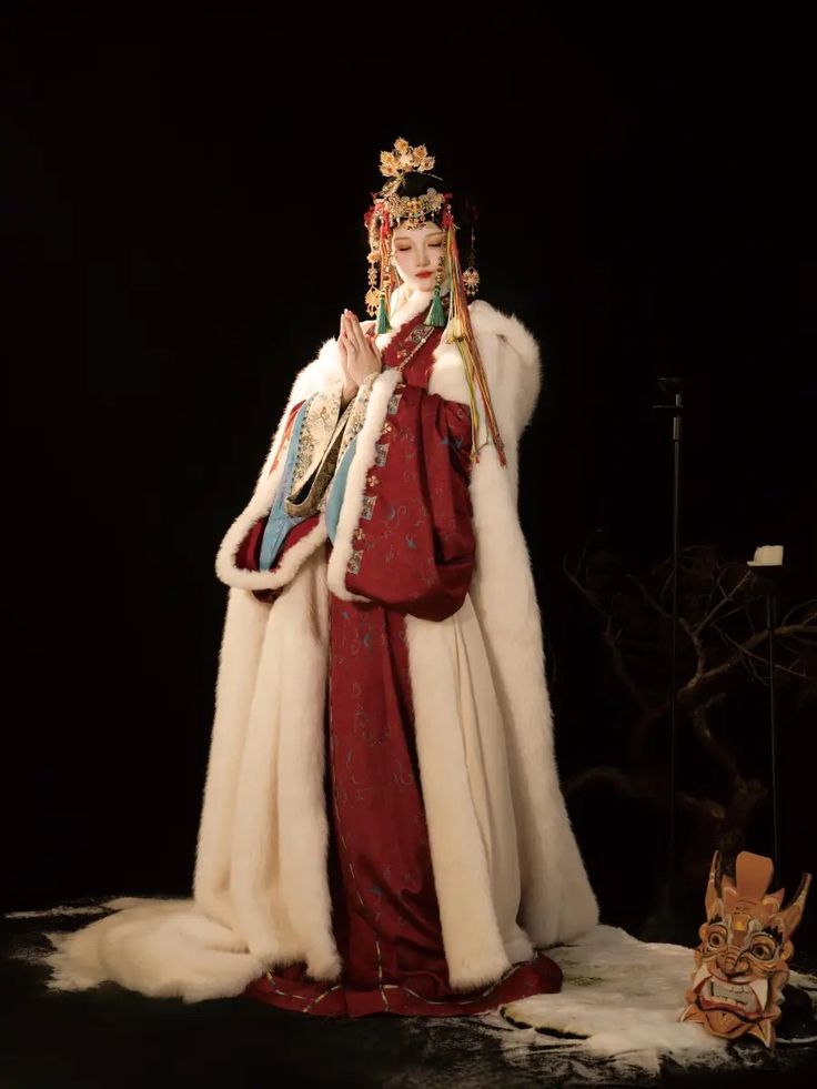 Daily Life in Hanfu Fashion:The Song Dynasty Style Daily Life in Hanfu Fashion:The Song Dynasty Style