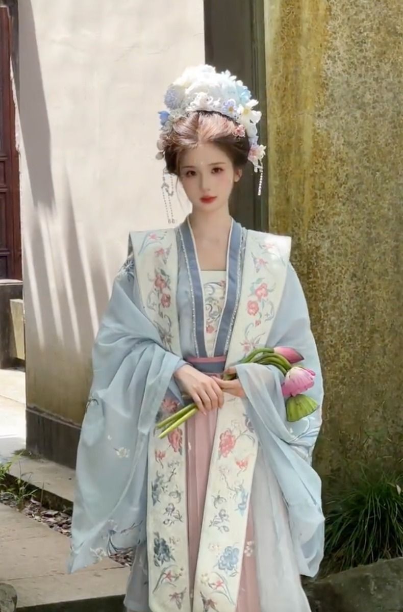 Latest Trends in 10-Year-Old Hanfu Girls Fashion Latest Trends in 10-Year-Old Hanfu Girls Fashion