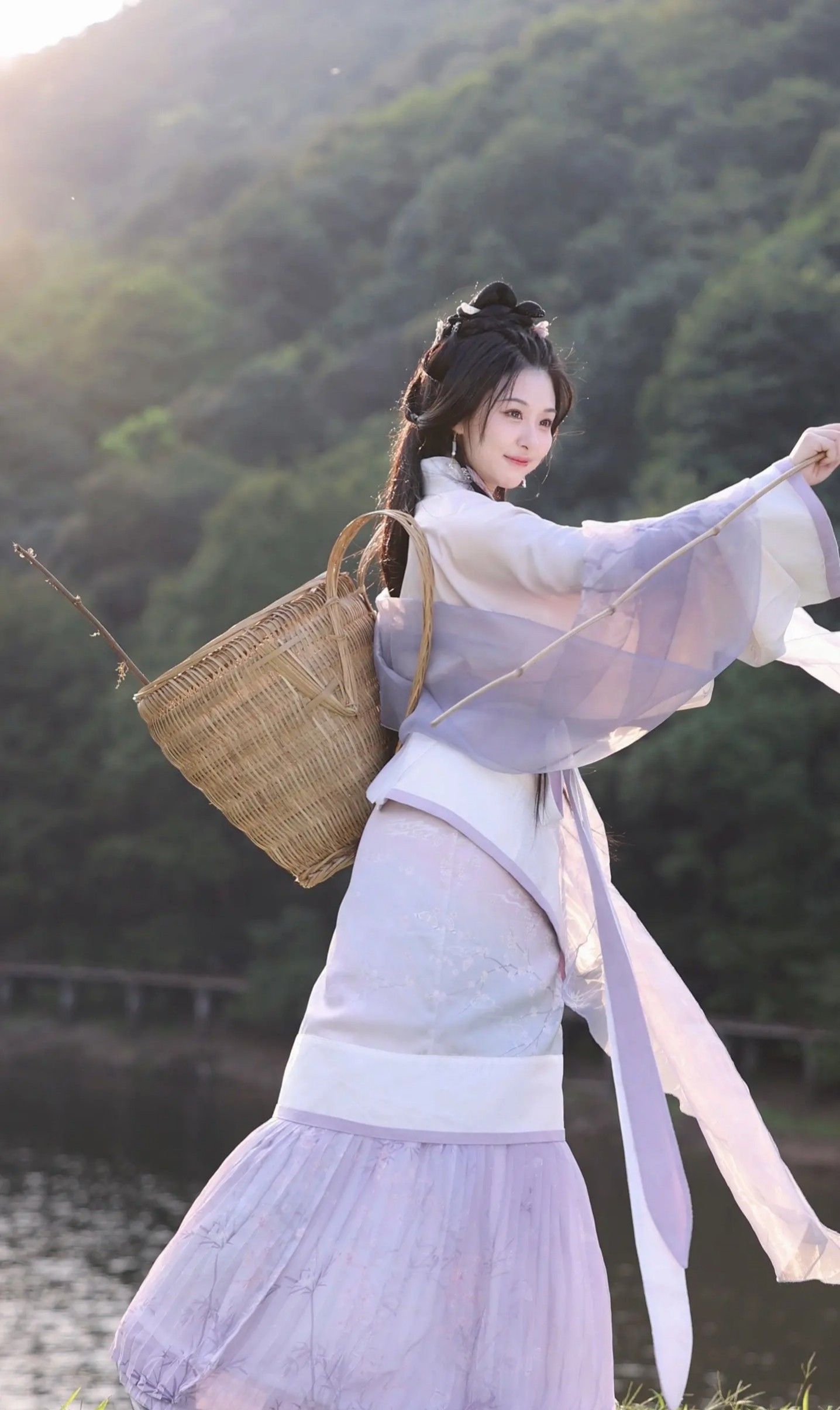 Winter Fashion Trends of Chinese Traditional Hanfu for Little Girls Winter Fashion Trends of Chinese Traditional Hanfu for Little Girls