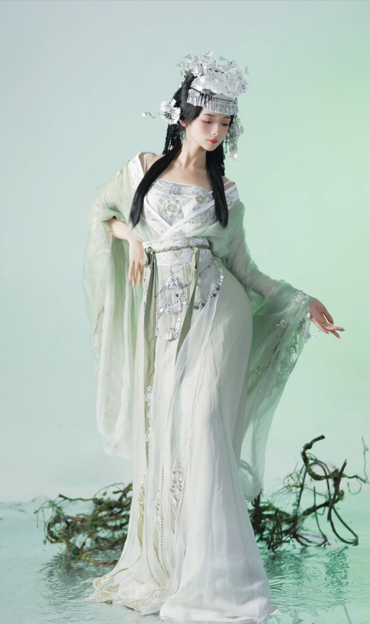 Changyun Xis Original Hanfu Costume:The Nine-tailed Splendor Changyun Xis Original Hanfu Costume:The Nine-tailed Splendor