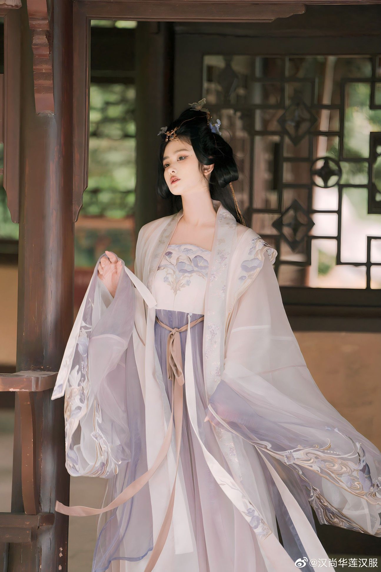 Soft-Soled Shoes for Traditional Cheongsam:A Stylish Match Soft-Soled Shoes for Traditional Cheongsam:A Stylish Match