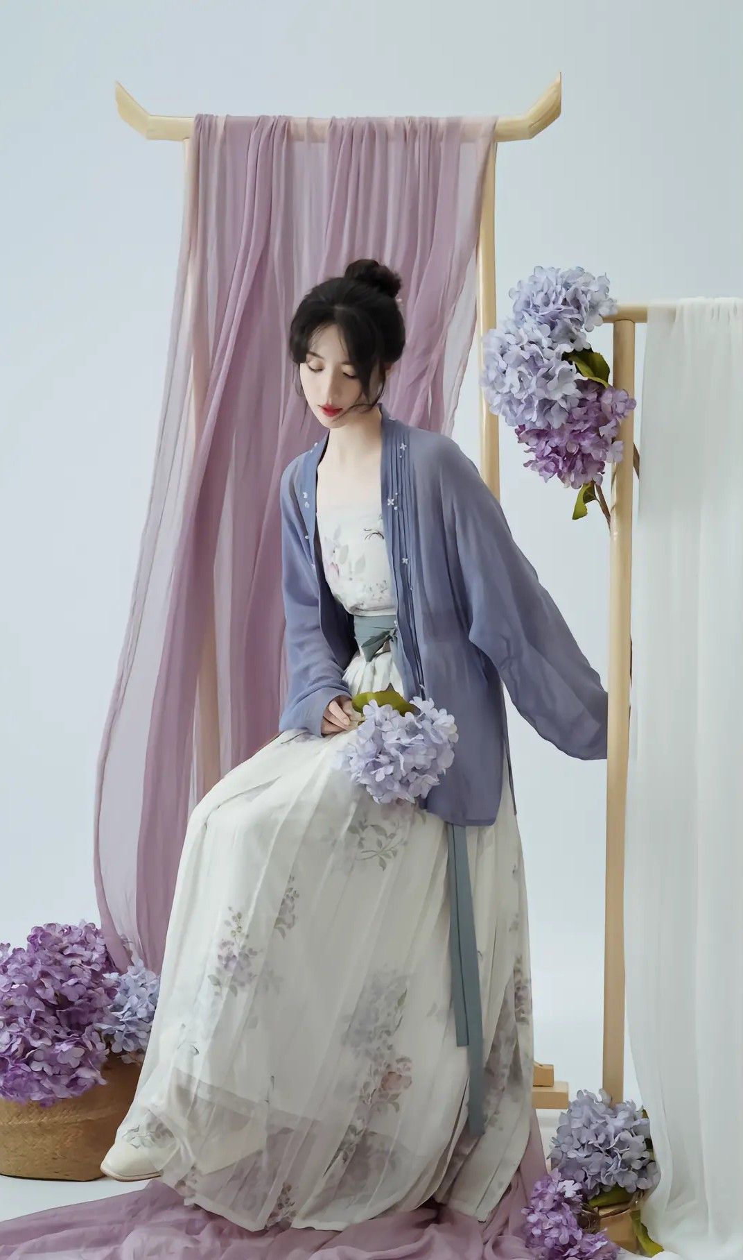 Ancient Style Cheongsam:The Elegance of a Noble Lady Ancient Style Cheongsam:The Elegance of a Noble Lady