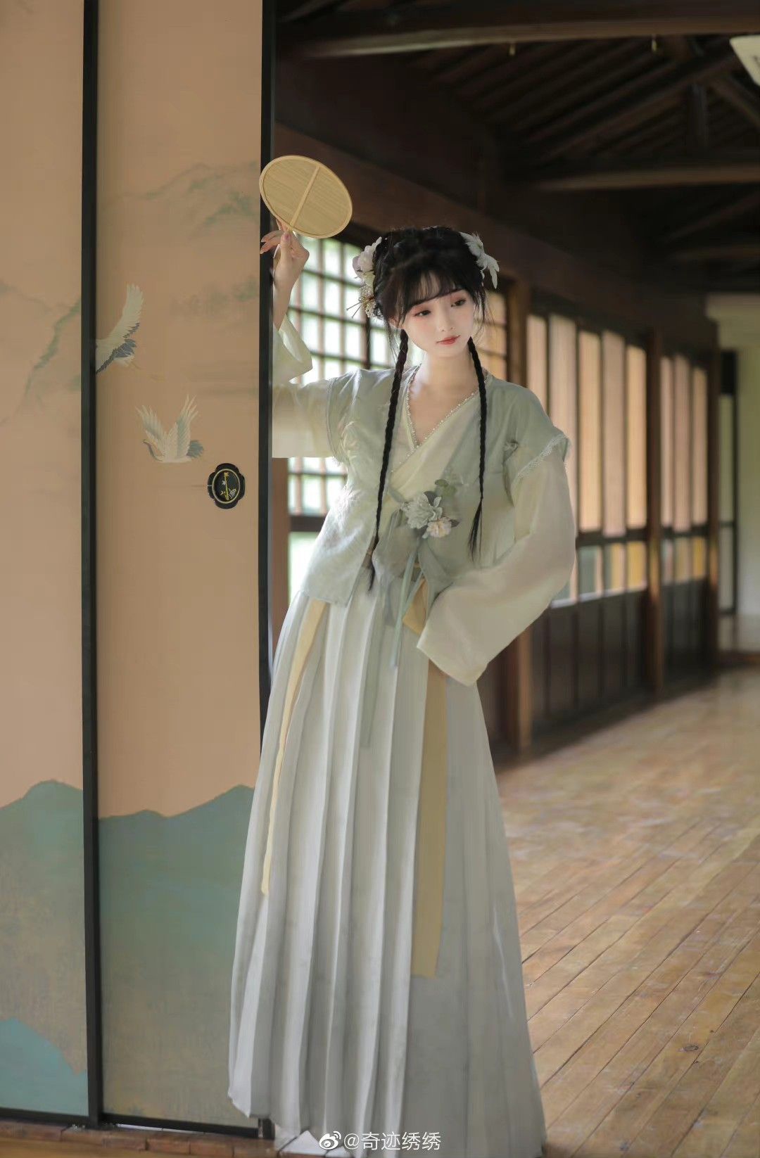 Winter Hanfu Coats for Women:The Essence of Traditional Elegance in Modern Fashion Winter Hanfu Coats for Women:The Essence of Traditional Elegance in Modern Fashion