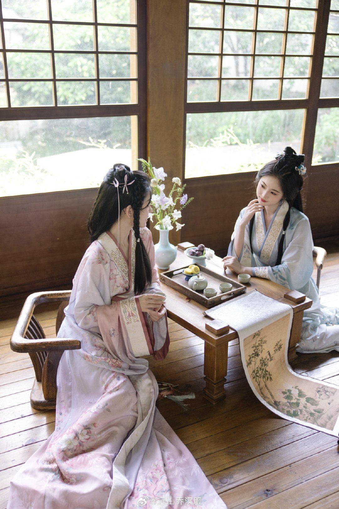 Exploring the Beauty of Ming-Style Hanfu Womens Emulated Flower Pattern Maimen Skirt Exploring the Beauty of Ming-Style Hanfu Womens Emulated Flower Pattern Maimen Skirt