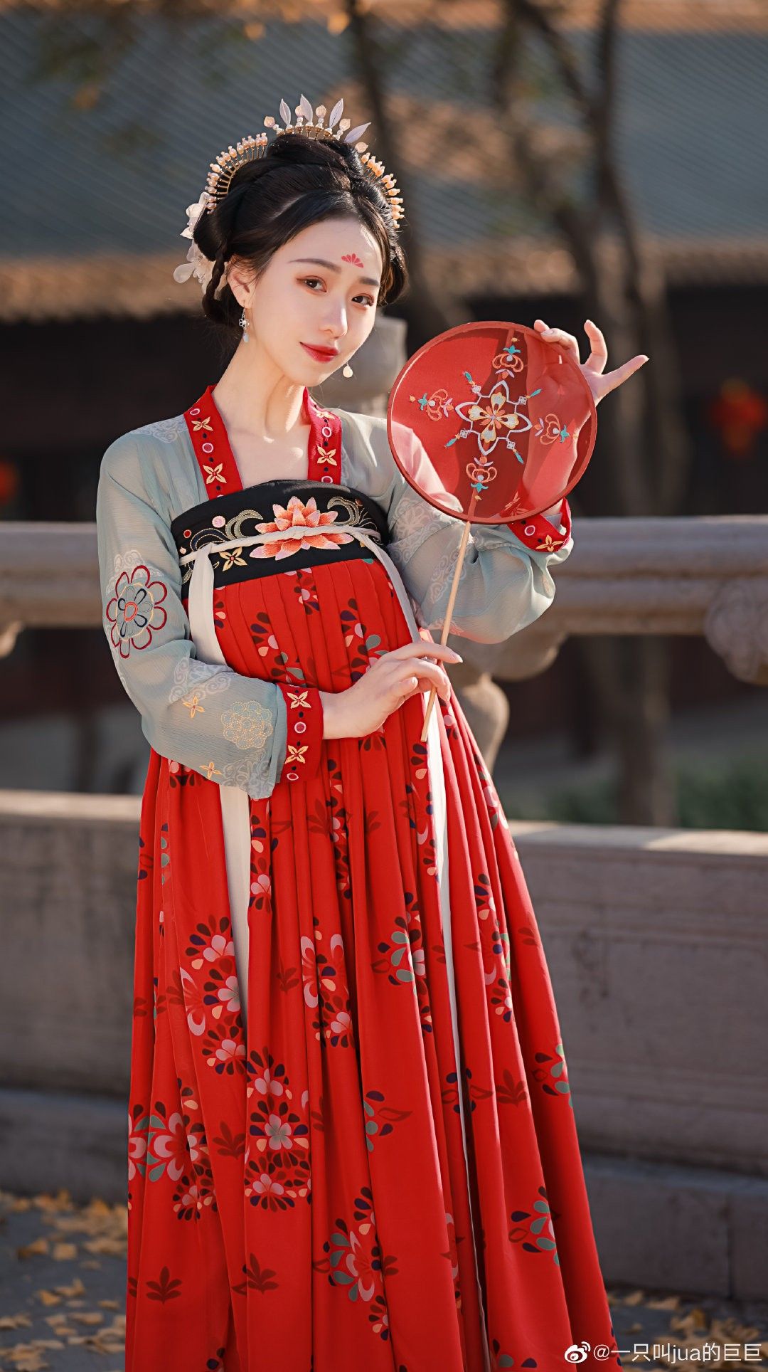 The Revival of Late Ming Style Hanfu:A Journey into Traditional Chinese Elegance The Revival of Late Ming Style Hanfu:A Journey into Traditional Chinese Elegance