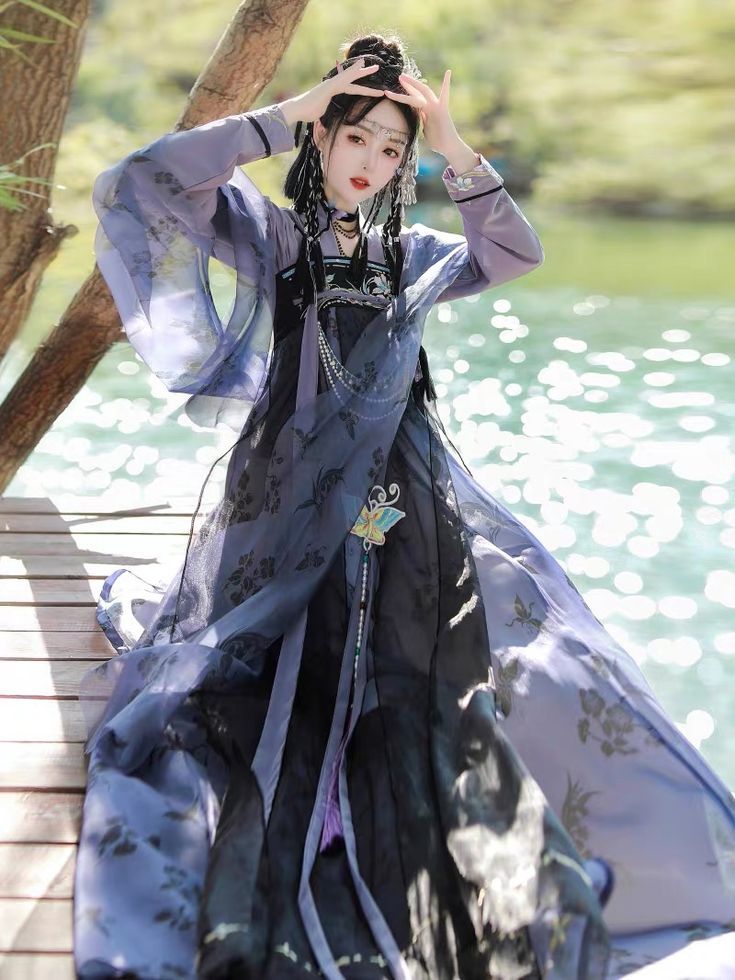 Enhanced Qipao Design for Plus-Size Women in Summer Enhanced Qipao Design for Plus-Size Women in Summer