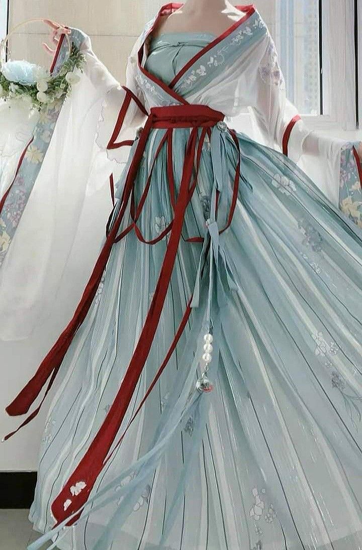 Petite Adult Womens Summer Hanfu Fashion:The Guide to Styling Hanfu for Short Girls
