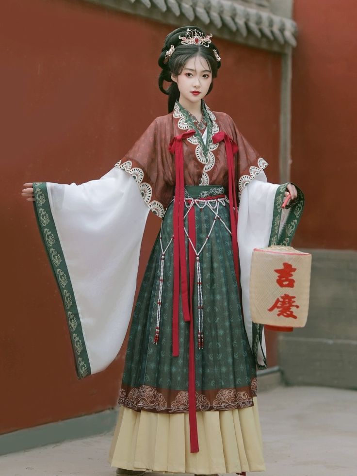 Simple yet Elegant:Hanfu Hair Accessories and Their Traditional Charm Simple yet Elegant:Hanfu Hair Accessories and Their Traditional Charm