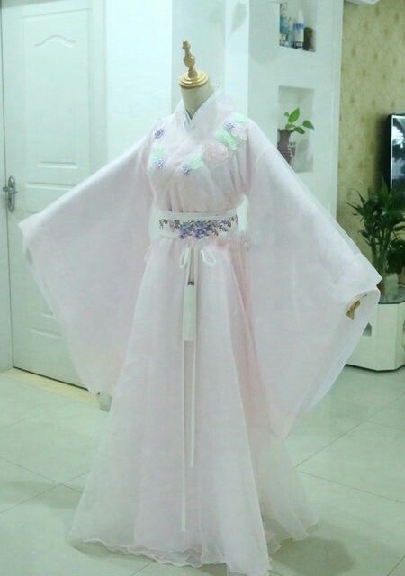 Childrens Zhiji Fangzhuanghua Horseface Skirt:A Traditional Craftsmanship in Modern Fashion Childrens Zhiji Fangzhuanghua Horseface Skirt:A Traditional Craftsmanship in Modern Fashion