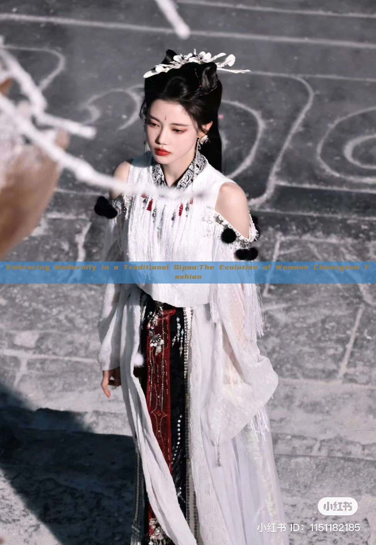 Embracing Modernity in a Traditional Qipao:The Evolution of Womens Cheongsam Fashion Embracing Modernity in a Traditional Qipao:The Evolution of Womens Cheongsam Fashion