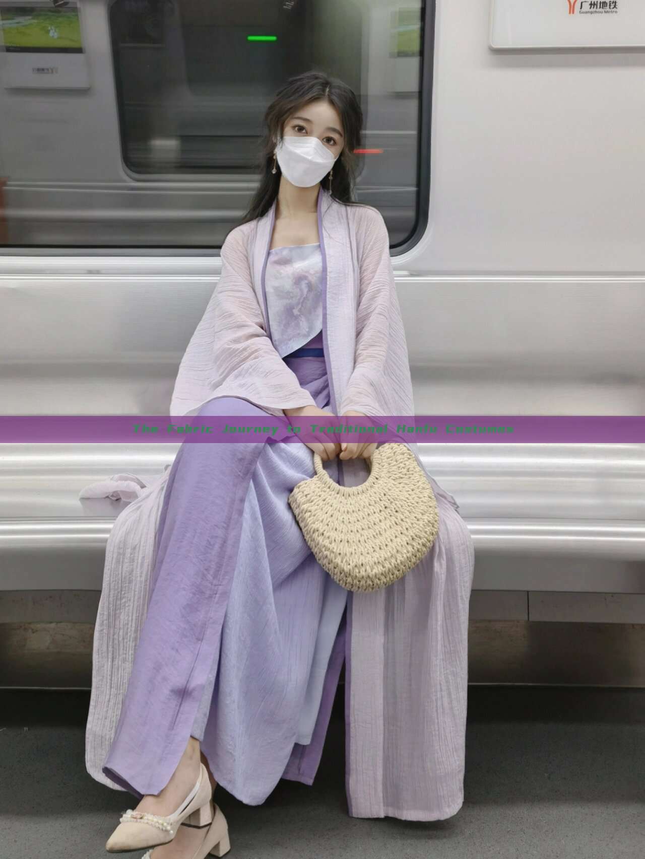 The Fabric Journey to Traditional Hanfu Costumes The Fabric Journey to Traditional Hanfu Costumes