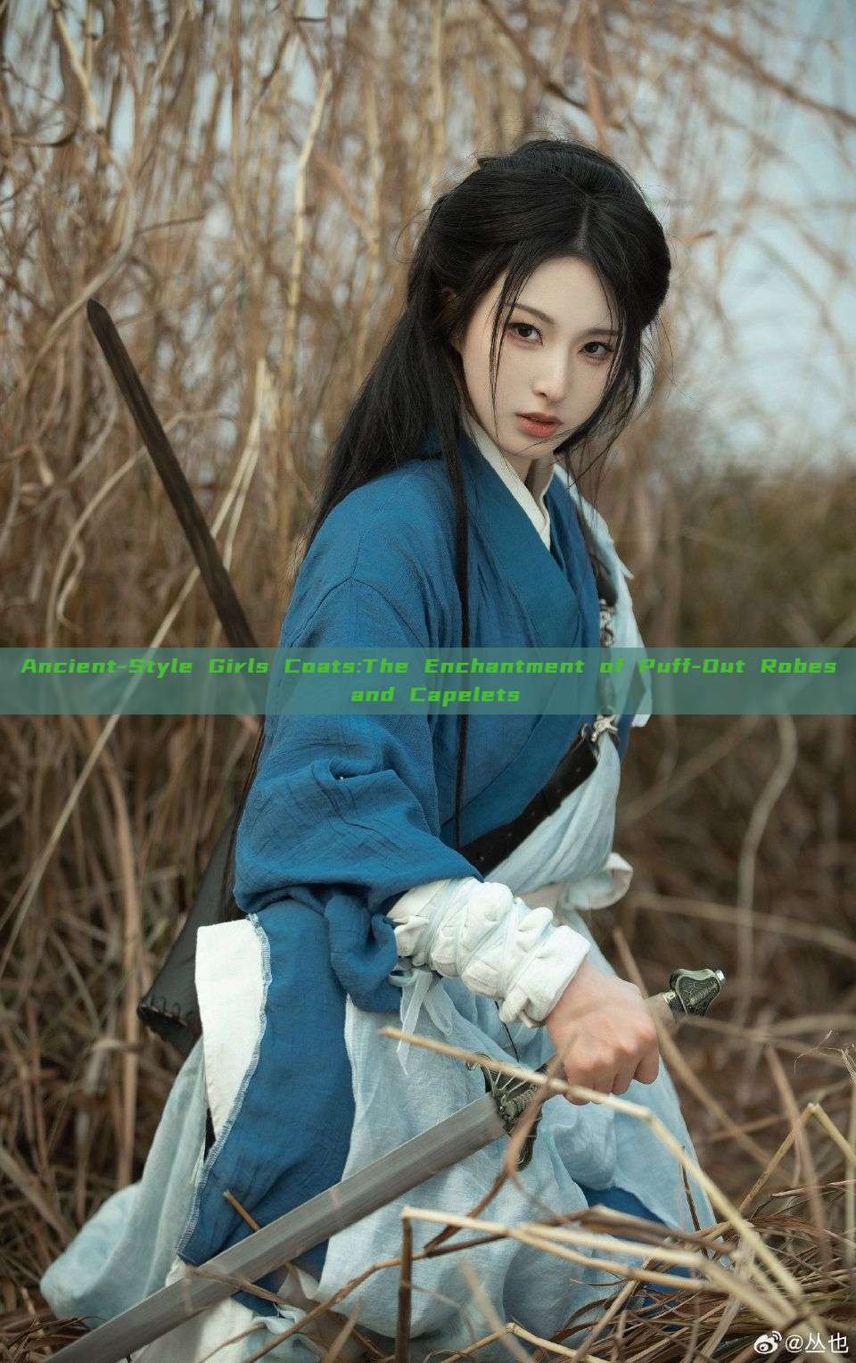 Ancient-Style Girls Coats:The Enchantment of Puff-Out Robes and Capelets Ancient-Style Girls Coats:The Enchantment of Puff-Out Robes and Capelets